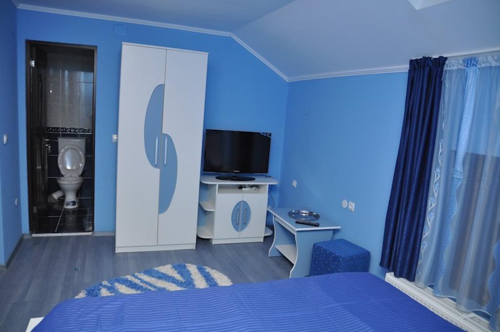 Pensiunea Brancoveneasca Campulung Room photo